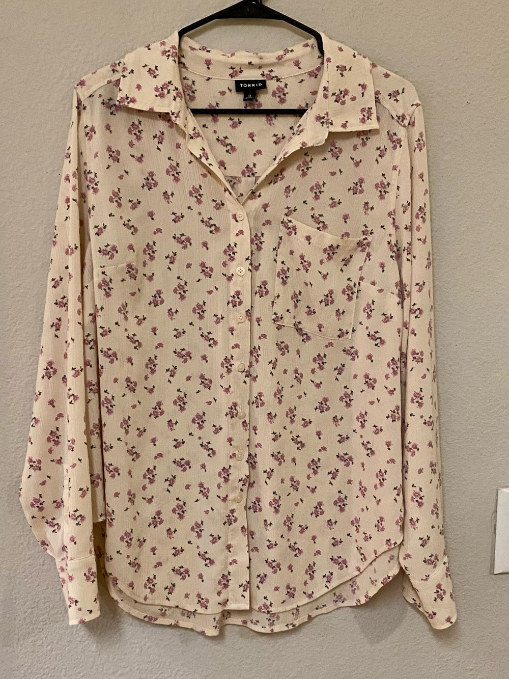 Torrid Cream Floral Button Down Top - Quick List For Live